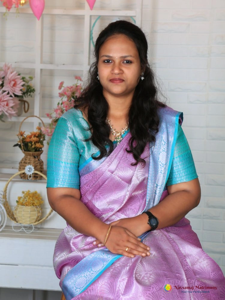 Monisha Palani View 3 Profile Image - Navsamaj Matrimony
