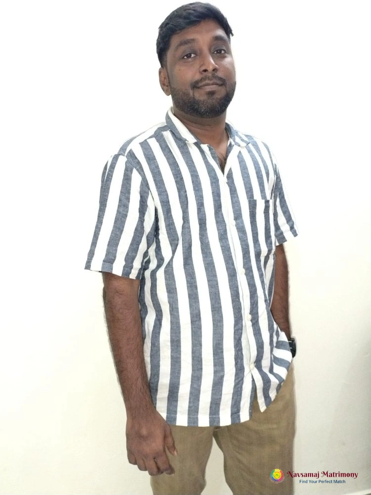 Koushik Balaji Krishnan View 2 Profile Image - Navsamaj Matrimony