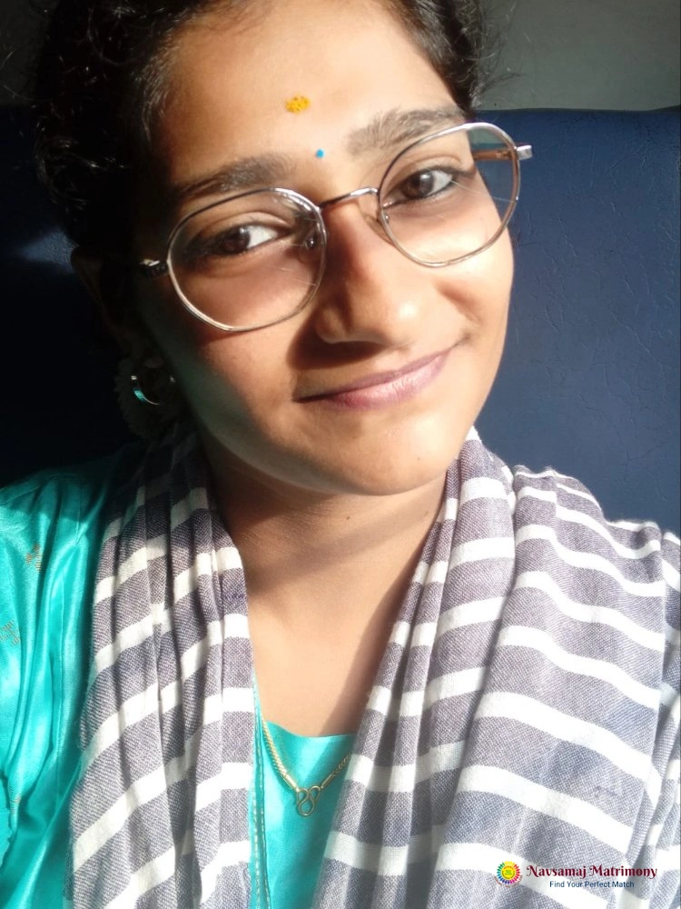 Aishwarya Rajasekaren View 4 Profile Image - Navsamaj Matrimony