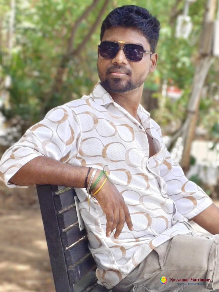 Surash Kumar Nalla Thambi View 3 Profile Image - Navsamaj Matrimony