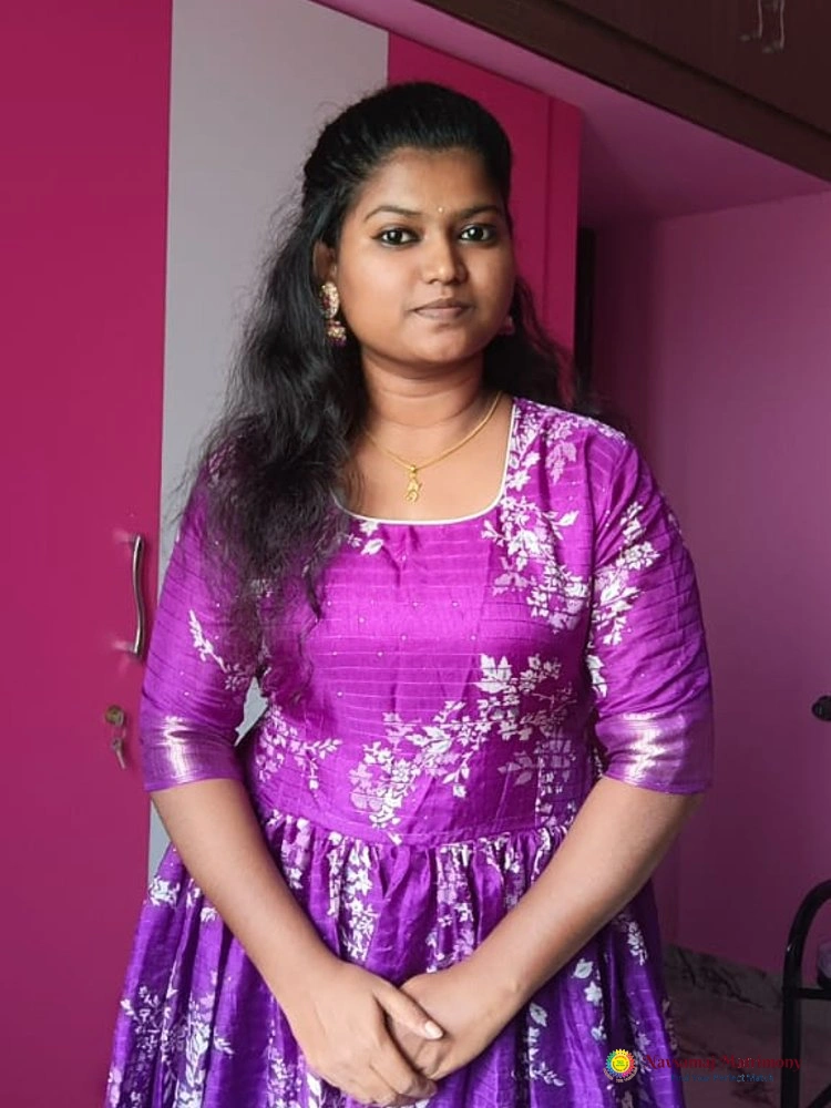 Madhubala Manogaran View 2 Profile Image - Navsamaj Matrimony
