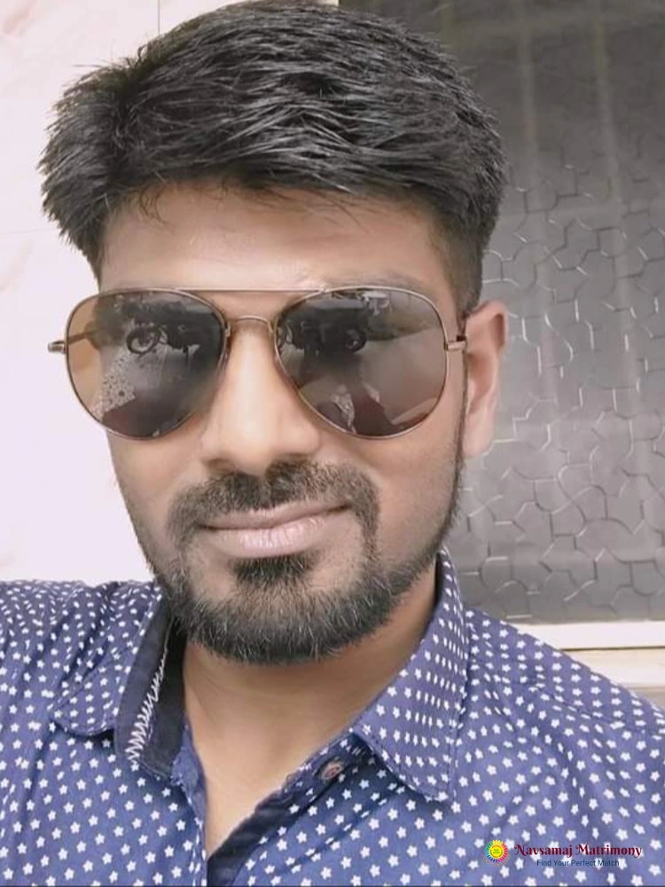 Pradeep Kumar M View 2 Profile Image - Navsamaj Matrimony