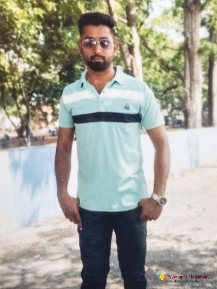 Logesh Muthuveeran Profile Image - Navsamaj Matrimony