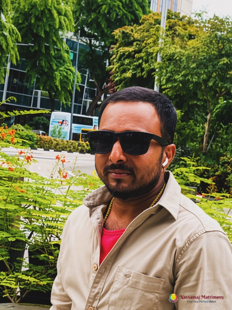 Veeravel Mathiyalagan View 2 Profile Image - Navsamaj Matrimony