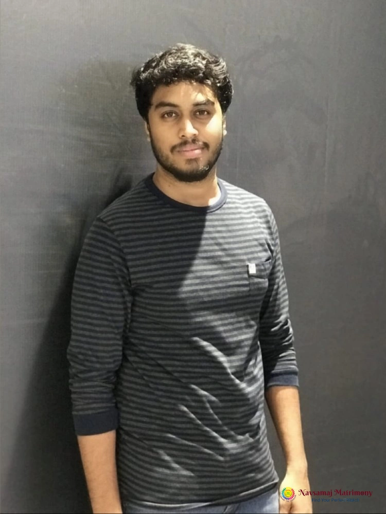Karthi Raj View 2 Profile Image - Navsamaj Matrimony