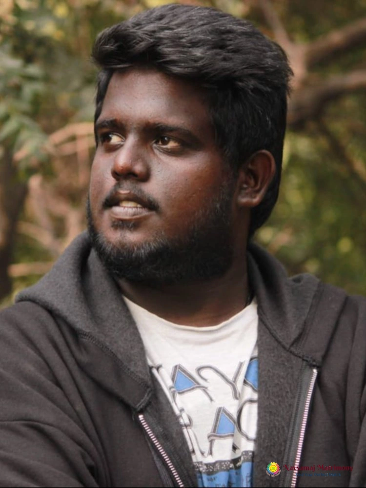 Karthikeyan Vairamuthu View 4 Profile Image - Navsamaj Matrimony