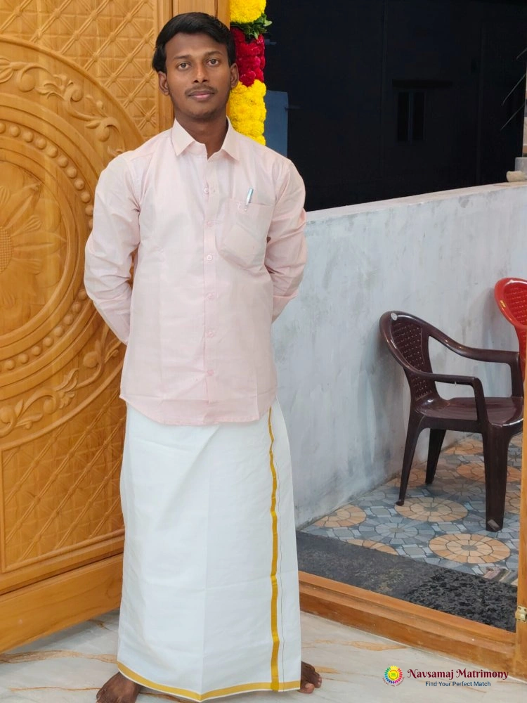 Prabu.v Velusamy View 3 Profile Image - Navsamaj Matrimony
